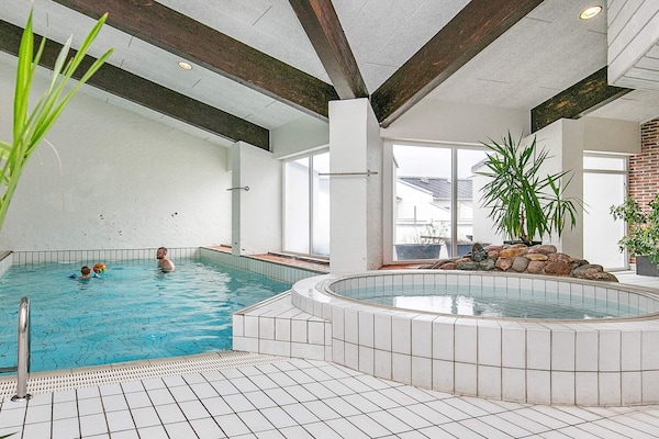 Foto van 6 persoons vakantie huis in Brovst - Vakantiehuis in Brovst - Pool