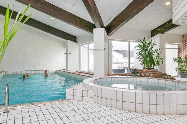 Foto van 6 persoons vakantie huis in Brovst - Vakantiehuis in Brovst - Pool
