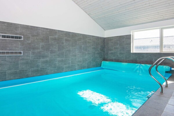 Foto van Zomerhuis met zwembad, sauna - Vakantiehuis in Rømø - Pool