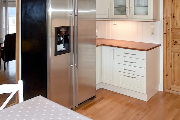 Foto van 10 persoons vakantie huis in MIDSUND - Vakantiehuis in Midsund - Indoor