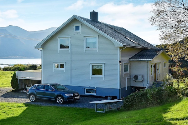 Foto van 10 persoons vakantie huis in MIDSUND - Vakantiehuis in Midsund - Outdoor