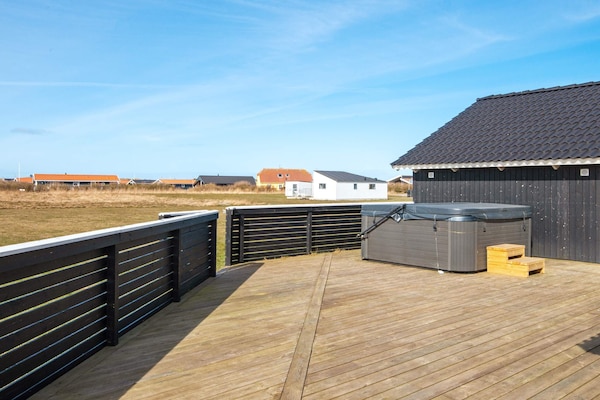 Foto van 10 persoons vakantie huis in Harboøre - Vakantiehuis in Harboøre - Outdoor