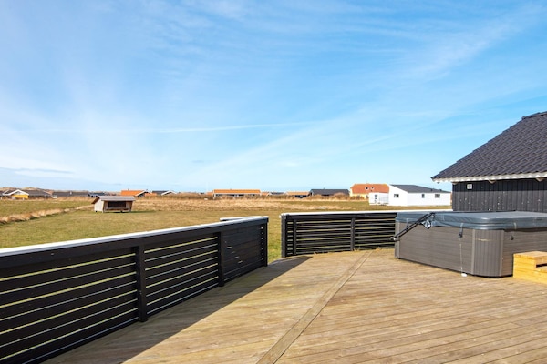 Foto van 10 persoons vakantie huis in Harboøre - Vakantiehuis in Harboøre - Outdoor