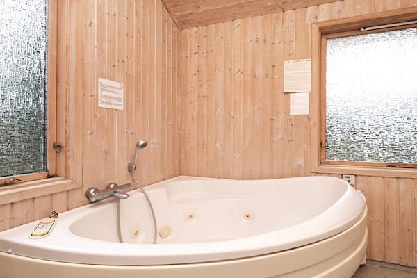 Foto van 6 persoons vakantie huis in Fjerritslev - Vakantiehuis in Fjerritslev - Spa