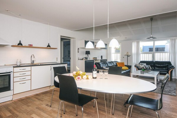 Foto van Moderne Strandtoevlucht in Blavand-By Traum - Vakantiehuis in Blåvand - Indoor