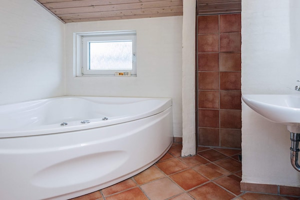 Foto van 6 persoons vakantie huis in Blåvand - Vakantiehuis in Blåvand - Spa