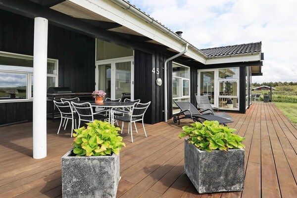 Foto van 6 persoons vakantie huis in Hirtshals - Vakantiehuis in Hirtshals - View