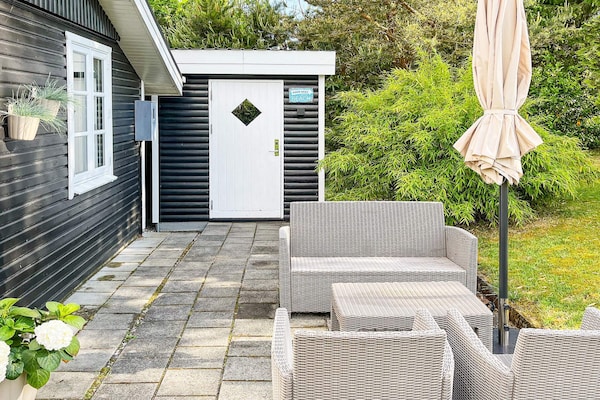 Foto van Vakantiehuis in Hadsund met terras - Vakantiehuis in Hadsund - Outdoor
