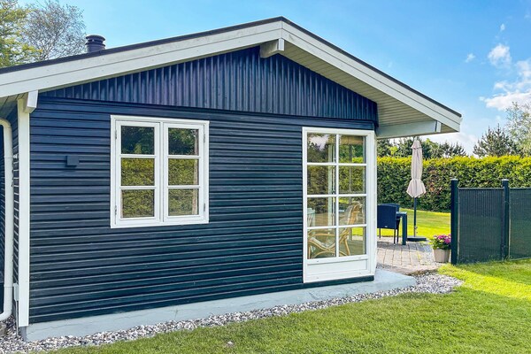Foto van Vakantiehuis in Hadsund met terras - Vakantiehuis in Hadsund - Outdoor