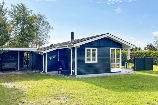 Foto van Vakantiehuis in Hadsund met terras - Vakantiehuis in Hadsund - Outdoor