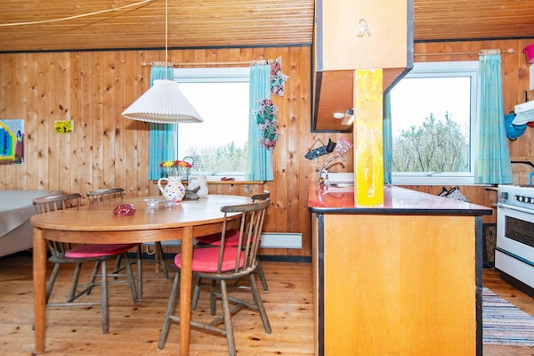 Foto van Gezellig vakantiehuis vlakbij Begtrup Vig Beach - Vakantiehuis in Knebel - Indoor