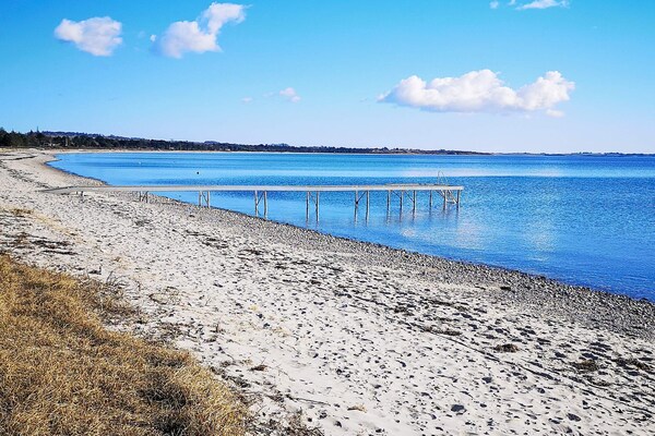 Foto van Gezellig vakantiehuis vlakbij Begtrup Vig Beach - Vakantiehuis in Knebel - View