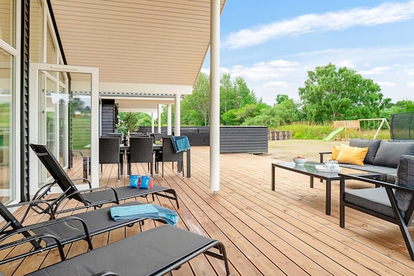 Foto van 14 persoons vakantie huis in Vejby - Vakantiehuis in Vejby - Outdoor