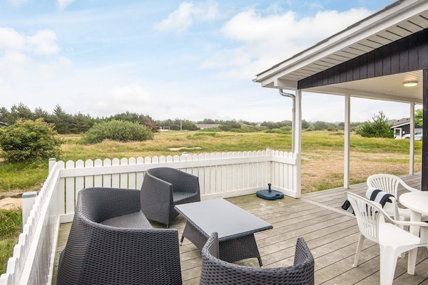 Foto van Afgelegen toevluchtsoord met uitzicht - Vakantiehuis in Vejers Strand - View