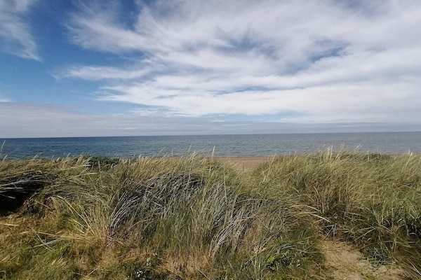 Foto van Gezinsvriendelijk vakantiehuis vlakbij het strand - Vakantiehuis in Frøstrup - WaterView