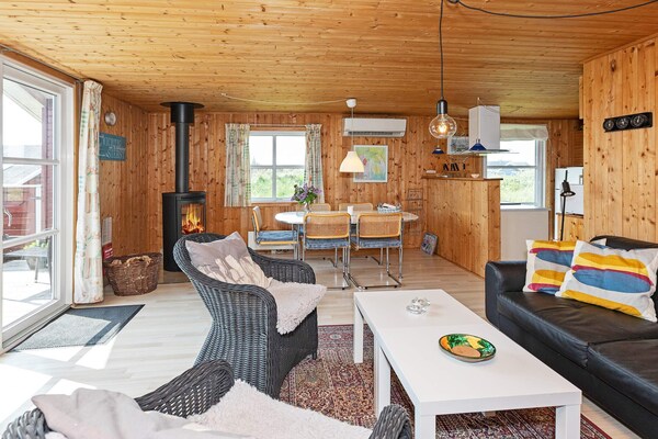 Foto van Gezinsvriendelijk vakantiehuis vlakbij het strand - Vakantiehuis in Frøstrup - Indoor