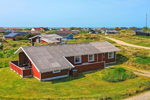 Foto van Gezinsvriendelijk vakantiehuis vlakbij het strand - Vakantiehuis in Frøstrup - View
