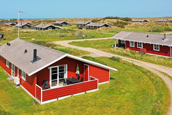 Foto van Gezinsvriendelijk vakantiehuis vlakbij het strand - Vakantiehuis in Frøstrup - View