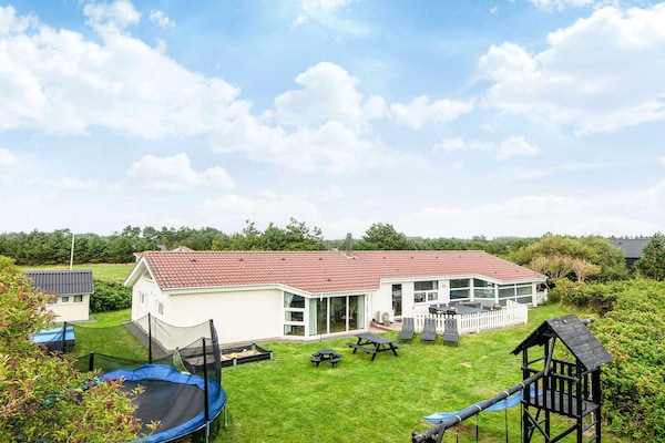 Foto van Luxe vakantieverblijf in Vejers - Vakantiehuis in Vejers Strand - Outdoor
