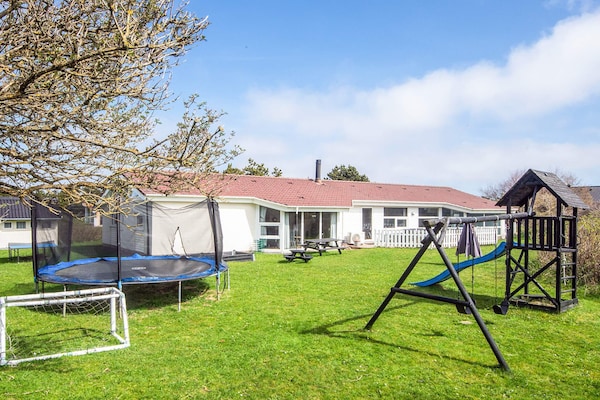 Foto van Luxe vakantieverblijf in Vejers - Vakantiehuis in Vejers Strand - Outdoor