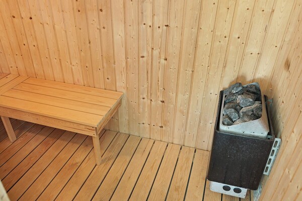 Foto van Vakantiehuis met sauna aan het strand - Vakantiehuis in Aakirkeby - Sauna