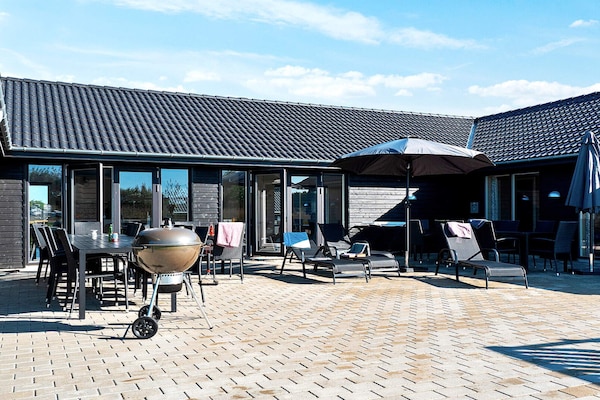 Foto van Luxe retraite aan zee -- By Traum Ferienwohnungen - Vakantiehuis in Sydals - Outdoor