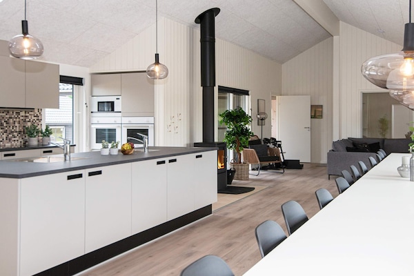 Foto van Luxe retraite aan zee -- By Traum Ferienwohnungen - Vakantiehuis in Sydals - Indoor