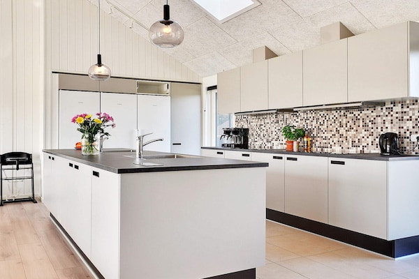 Foto van Luxe retraite aan zee -- By Traum Ferienwohnungen - Vakantiehuis in Sydals - Indoor