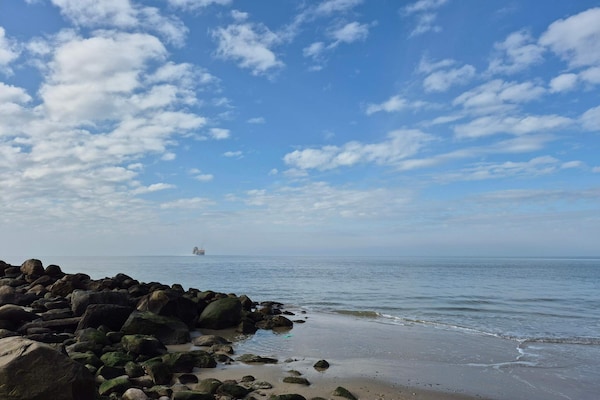 Foto van Charmant vakantiehuisje midden in de natuur - Vakantiehuis in Løkken - WaterView