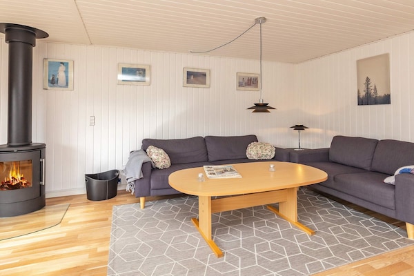 Foto van Charmant vakantiehuisje midden in de natuur - Vakantiehuis in Løkken - Indoor