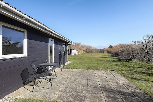 Foto van Charmant vakantiehuisje midden in de natuur - Vakantiehuis in Løkken - View