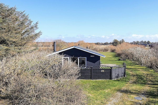 Foto van Charmant vakantiehuisje midden in de natuur - Vakantiehuis in Løkken - View