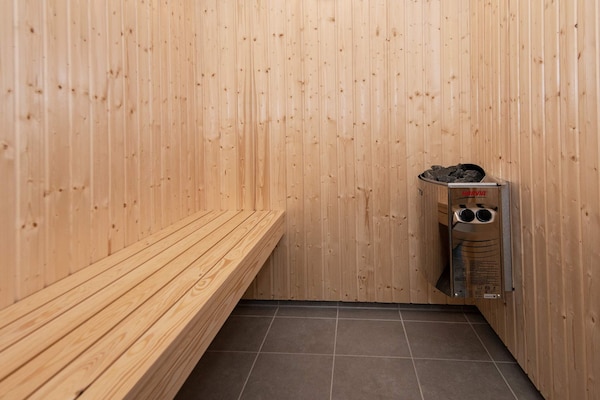 Foto van Luxe retraite in Mommark -- By Traum Ferienwohnungen - Sauna