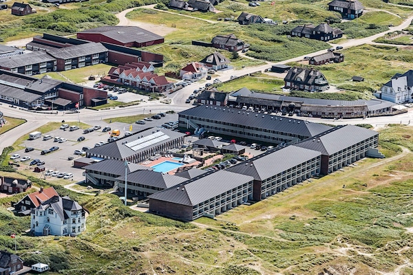 Foto van 4 persoons vakantie huis op een vakantie park in Fanø - Outdoor