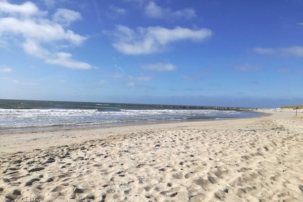 Foto van Luxe vakantieverblijf in Blavand - Vakantiehuis in Blåvand - WaterView