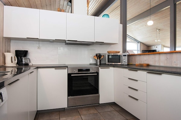 Foto van Een gezinsvriendelijke oase met zwembad. - Vakantiehuis in Henne - Indoor
