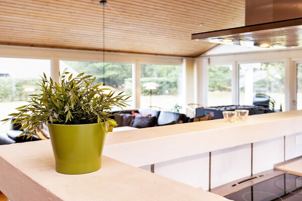 Foto van Luxe Pool House Retreat in Saltum - Vakantiehuis in Saltum - Indoor