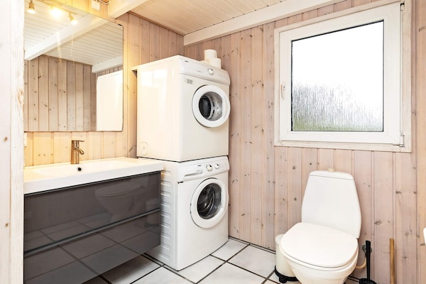 Foto van Luxe Pool House Retreat in Saltum - Vakantiehuis in Saltum - Indoor
