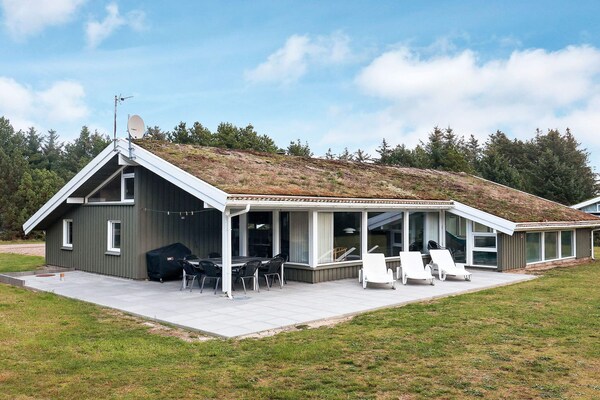 Foto van Luxe Pool House Retreat in Saltum - Vakantiehuis in Saltum - Outdoor