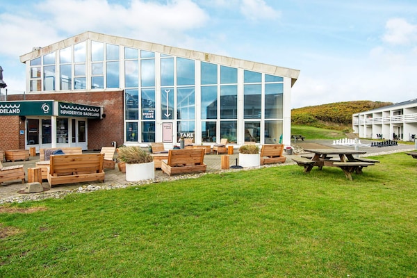 Foto van 4 persoons vakantie huis op een vakantie park in Ringkøbing - Untagged