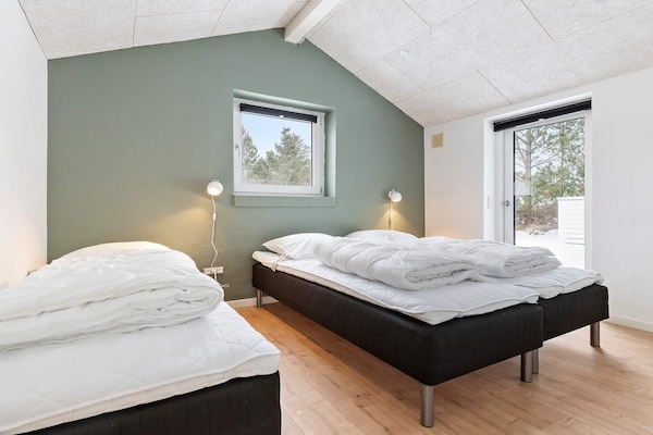 Foto van Zeezijde retraite met zwembad -- By Traum Ferienwohnungen - Indoor