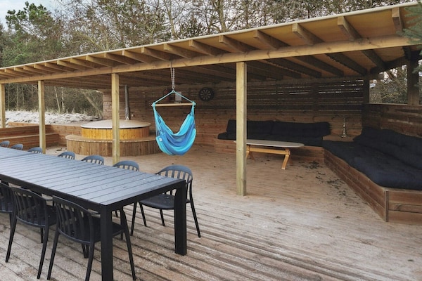 Foto van Zeezijde retraite met zwembad -- By Traum Ferienwohnungen - Outdoor
