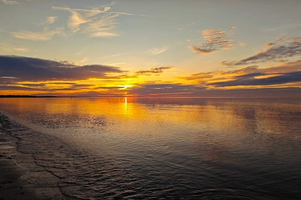 Foto van Zeezijde retraite met zwembad -- By Traum Ferienwohnungen - WaterView