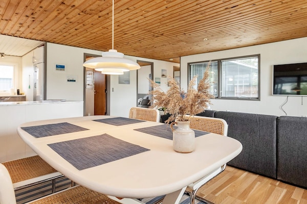 Foto van Vakantiehuis in Sæby vlakbij het strand - Vakantiehuis in Sæby - Indoor