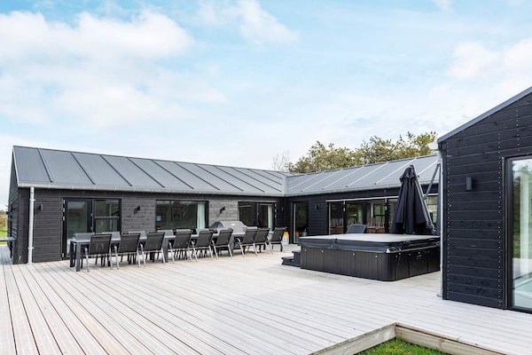 Foto van Luxe vakantieverblijf in de buurt van Lyngby - Vakantiehuis in Løkken - View