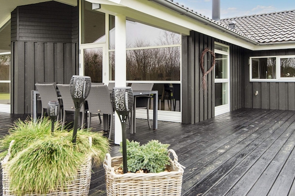 Foto van Luxe retraite met spa -- By Traum Ferienwohnungen - Vakantiehuis in Hemmet - View
