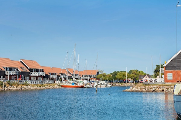 Foto van Vakantiehuis aan de haven in Borre - Vakantiehuis in Borre - Outdoor
