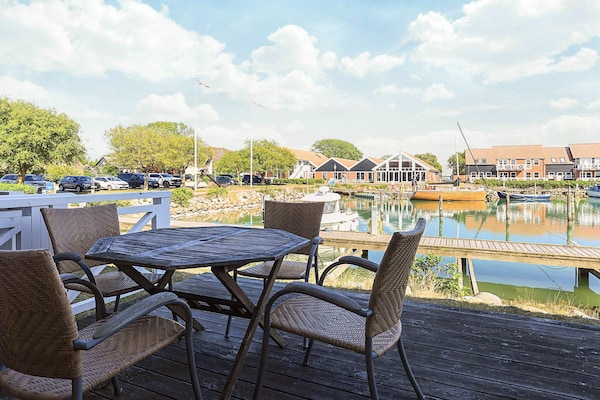 Foto van 4 persoons vakantie huis op een vakantie park in Borre - WaterView