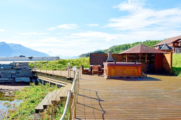 Foto van 6 persoons vakantie huis in EIDSVÅG-By Traum - Vakantiehuis in Eidsvåg - Spa