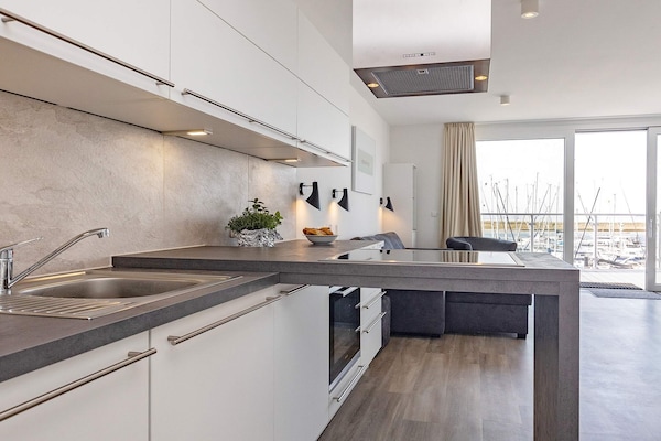 Foto van Penthouse met panoramisch uitzicht op de haven - Vakantiehuis in Wendtorf - Indoor
